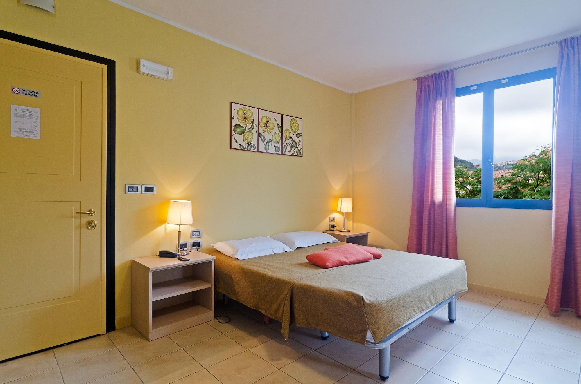 Castellaro Golf Resort Esterno foto