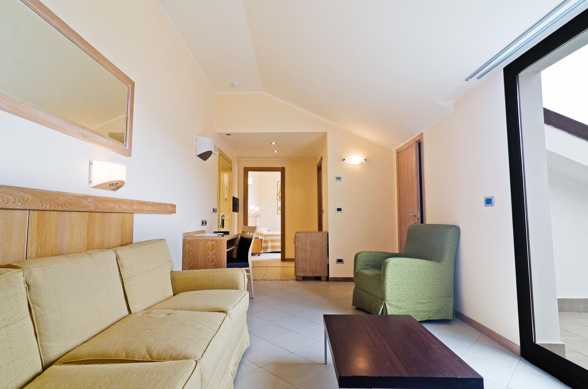 Castellaro Golf Resort Esterno foto