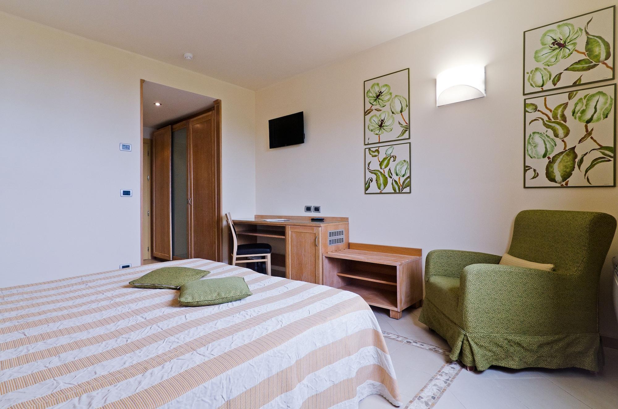 Castellaro Golf Resort Esterno foto